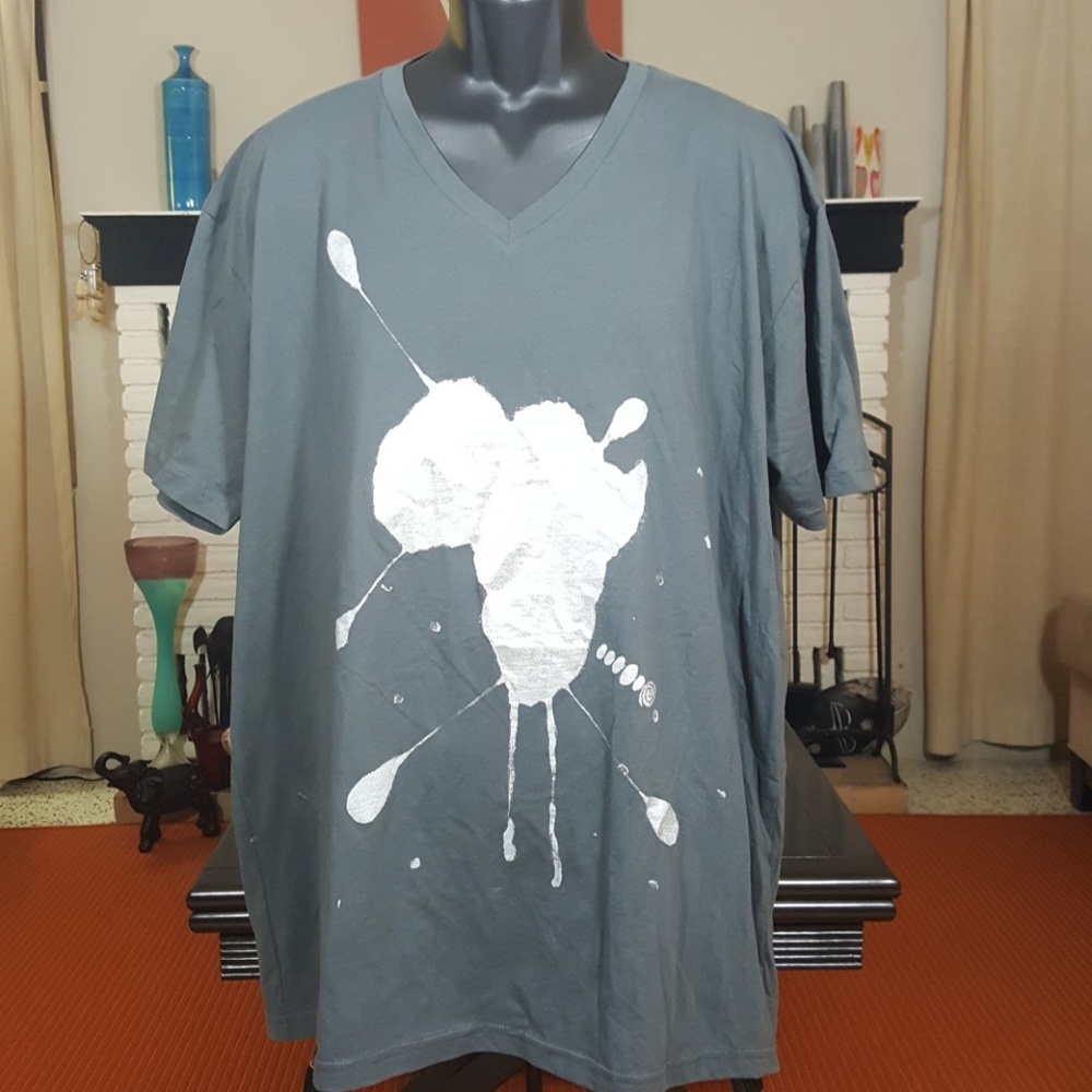 Aku/Akwa men's grey Africa Splash tee